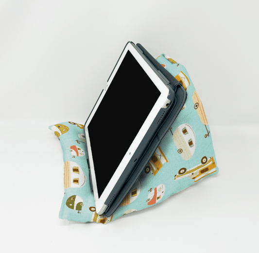 RV Camping Pillow Stand - Lucky Elefant Designs