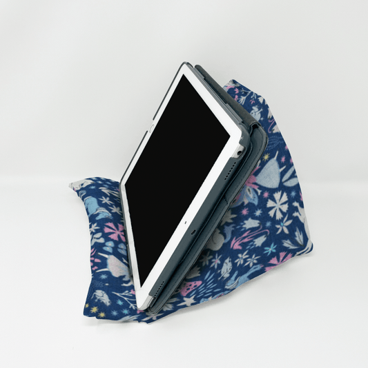 Unicorn Pillow Stand - Lucky Elefant Designs