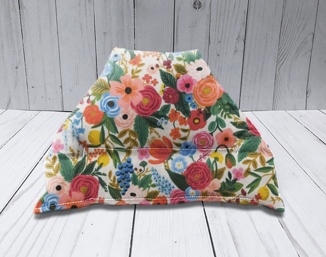 Rifle Paper Garden Party Pillow Stand