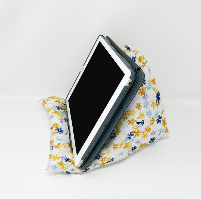 Gold Blue Floral Pillow Stand