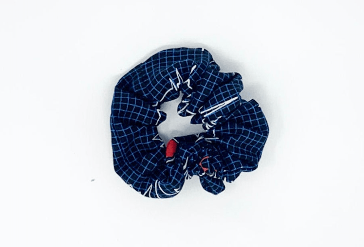 Black Heartbeat Nursing Scrunchie - Lucky Elefant Designs