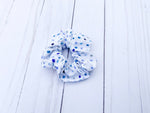 Load image into Gallery viewer, Blue Square Scrunchie
