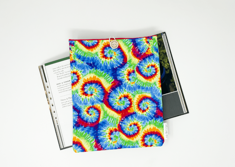 Tie Dye Sleeve - Lucky Elefant Designs